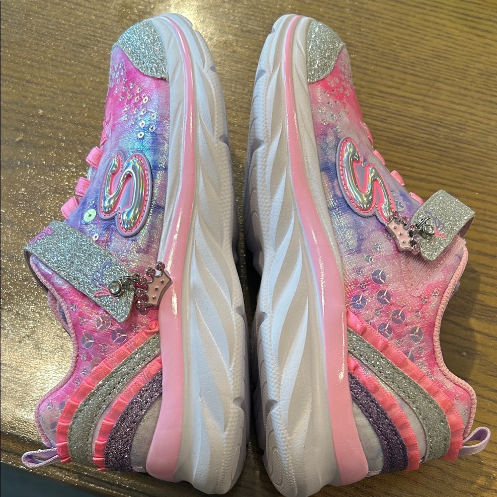 NEW Skechers Kids' Memory Foam Pink and Silver Sneakers Girls Size 1.5